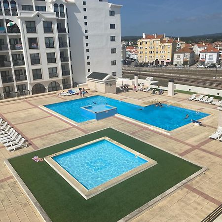Beachfront 3Bdr Apt On Marginal Boulevard Сан-Мартинью-ду-Порту Экстерьер фото